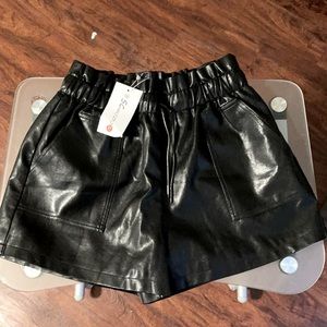 High waist Faux Leather Shorts with Pockets